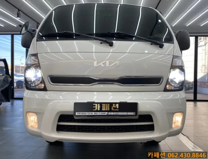 Kia Bongo 3 lighting upgrade installation result