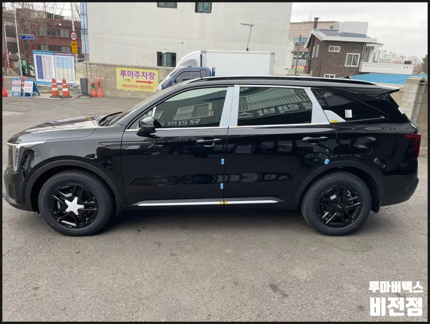 Kia Sorentoのカーフィルム施工事例｜費用目安・仕上がり 施工写真 4-1