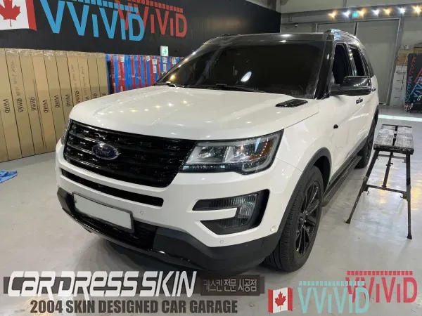 Ford Explorerのカーラッピング事例｜費用目安・仕上がり 施工写真 2-3