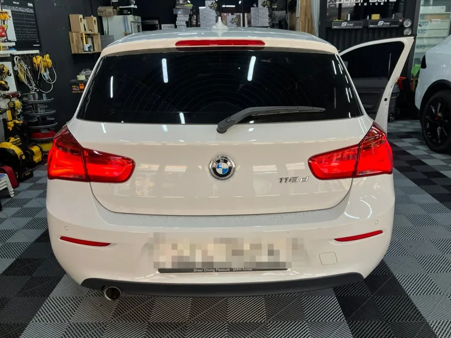 BMW 1 Series F20のドラレコ取付事例｜費用目安・仕上がり 施工写真 1-1