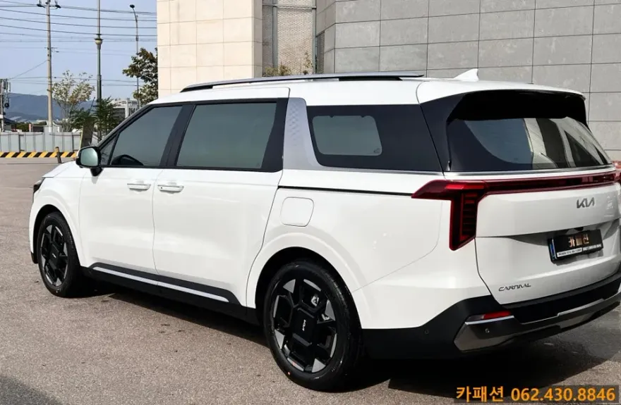 Kia Carnival KA4のカーフィルム施工事例｜断熱・UVカット効果 施工写真 2-2