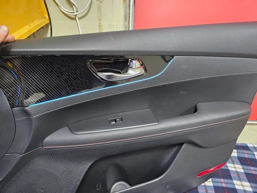 Kia K3 GT ambient lighting - Kia K3 GT Ambient Lighting Review — Cost & Results photo 4