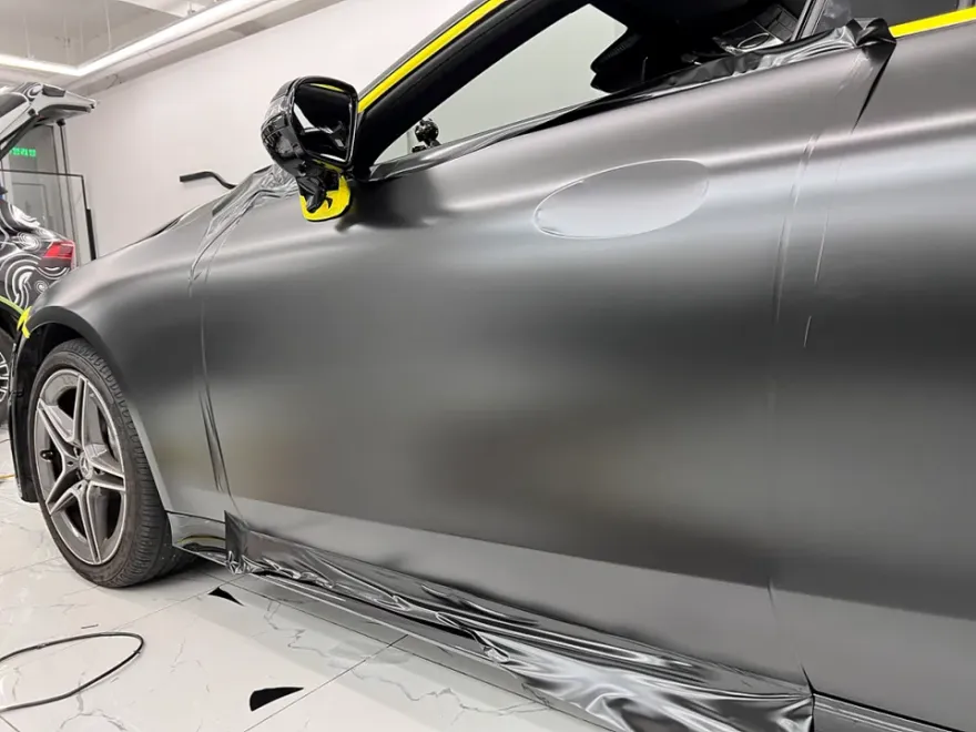 Mercedes-Benz CLSのサテンブラックラッピング事例 施工写真 1-2