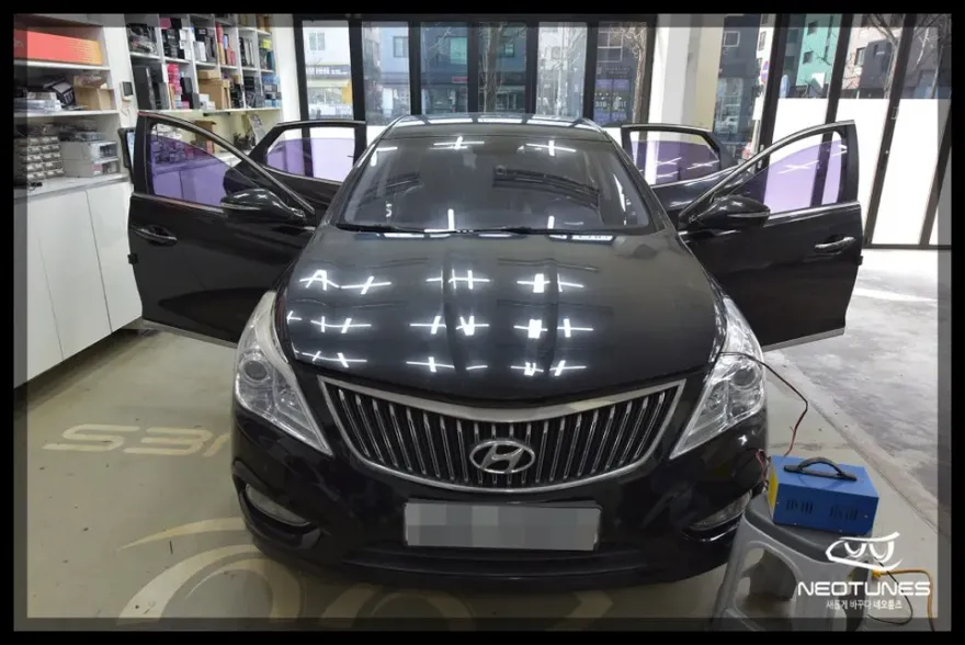 Hyundai Grandeur HGのカーフィルム施工事例｜費用目安・仕上がり 施工写真 2-1