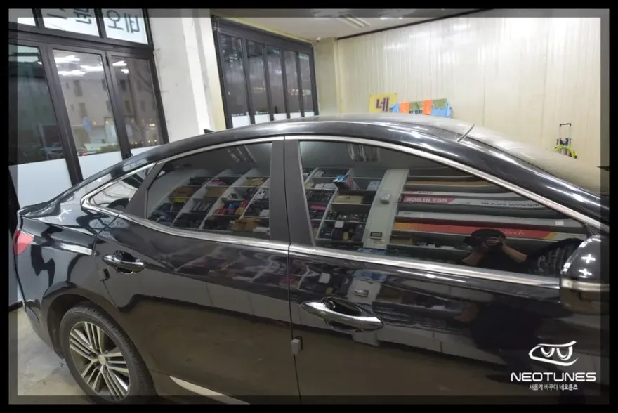 Hyundai Grandeur HGのカーフィルム施工事例｜費用目安・仕上がり 施工写真 3-2