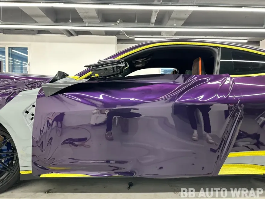BMW M4 G82 カーラッピング事例｜ミッドナイトパープル 施工写真 2-2