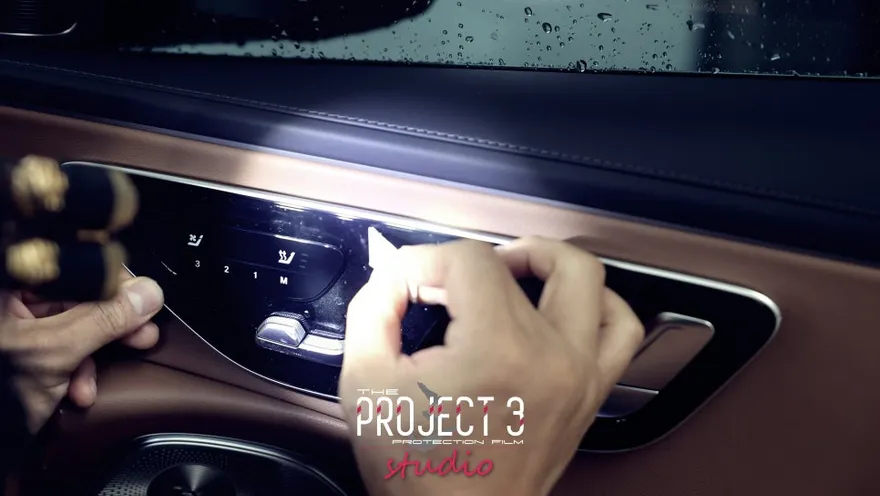 Mercedes-Benz Eクラス PPF施工事例｜韓国での実例紹介 施工写真 1-2