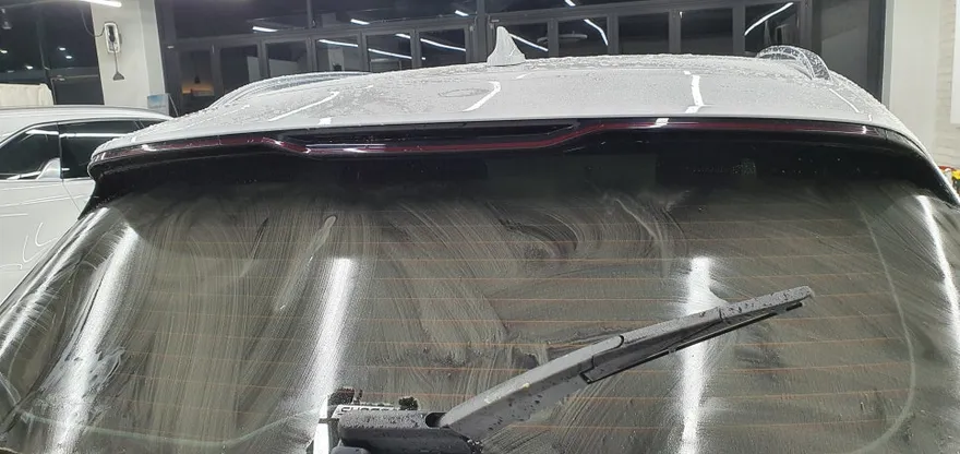 Genesis GV70のガラスコーティング事例｜韓国での施工 施工写真 4-1
