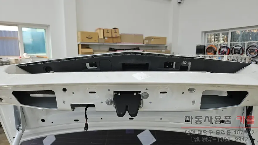 Mercedes-Benz E-Class W212 lighting upgrade - Mercedes-Benz E-Class W212 LED Lighting Upgrade Review photo 3