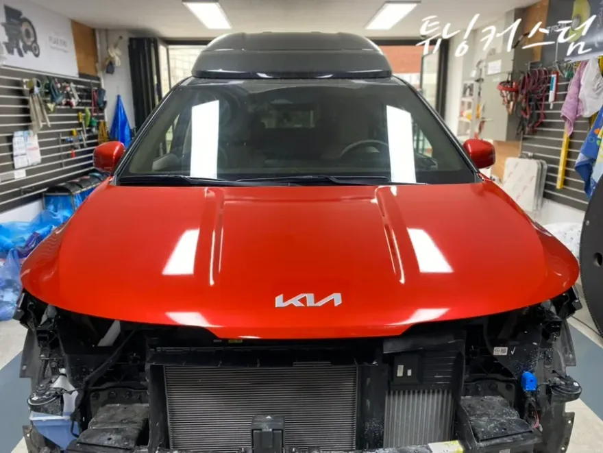 Kia All New Carnivalのカーラッピング事例｜費用目安・仕上がり 施工写真 1-3