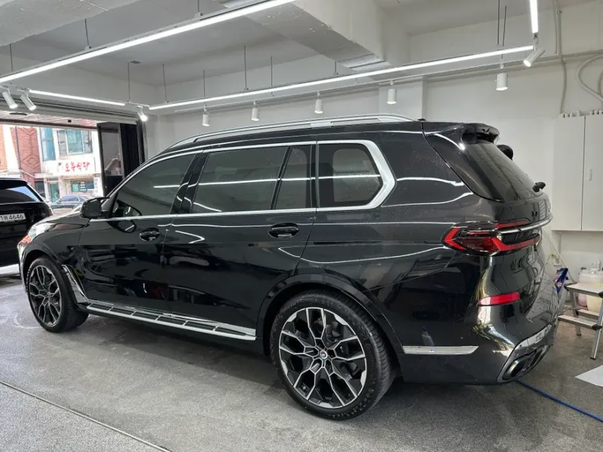 BMW X7 PPF施工事例｜費用目安と仕上がり 施工写真 3-1