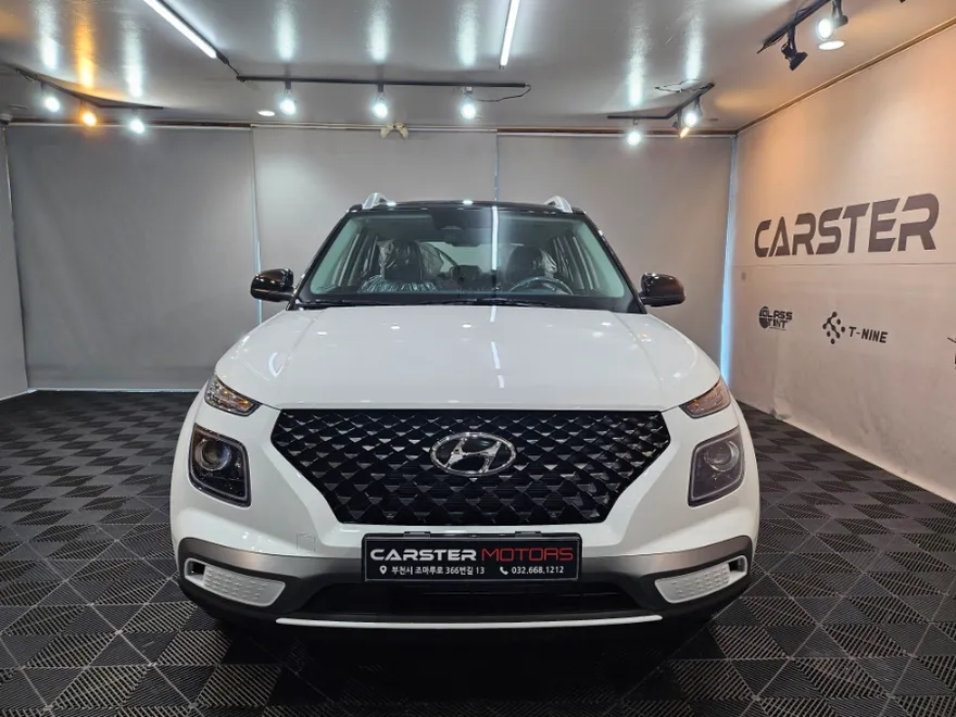 Hyundai Venueのカーフィルム施工事例｜費用目安・仕上がり 施工写真 1-2