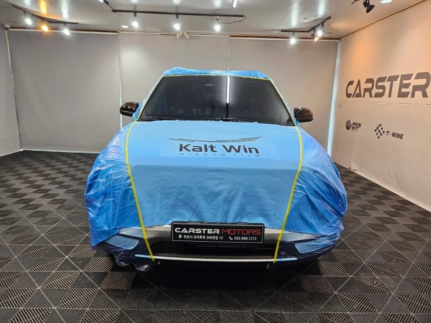 Hyundai Venueのカーフィルム施工事例｜費用目安・仕上がり 施工写真 1-3