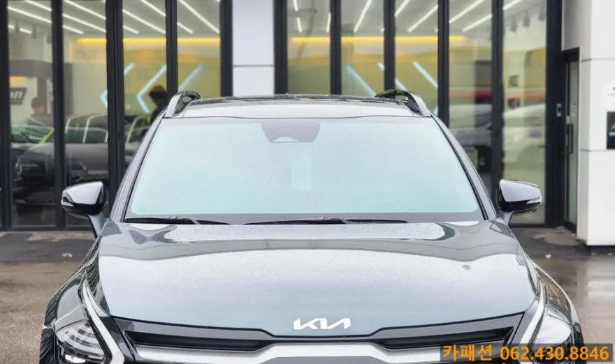 Kia Sportageのカーフィルム施工事例｜費用目安・仕上がり 施工写真 1-2