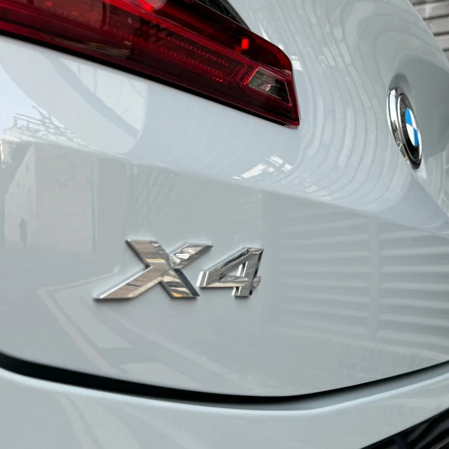 BMW X4 PPF施工事例｜XPELフィルムで愛車を保護 施工写真 1-2