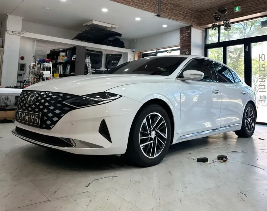 Hyundai Grandeur IG oem options installation result
