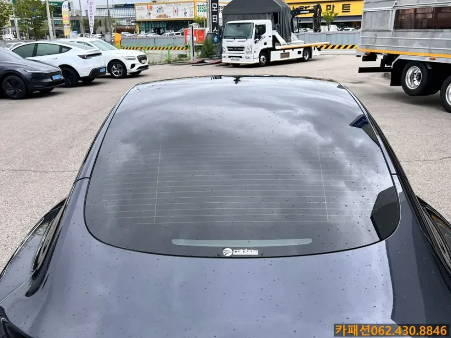 Tesla Model 3のカーフィルム施工事例｜費用目安・仕上がり 施工写真 2-3