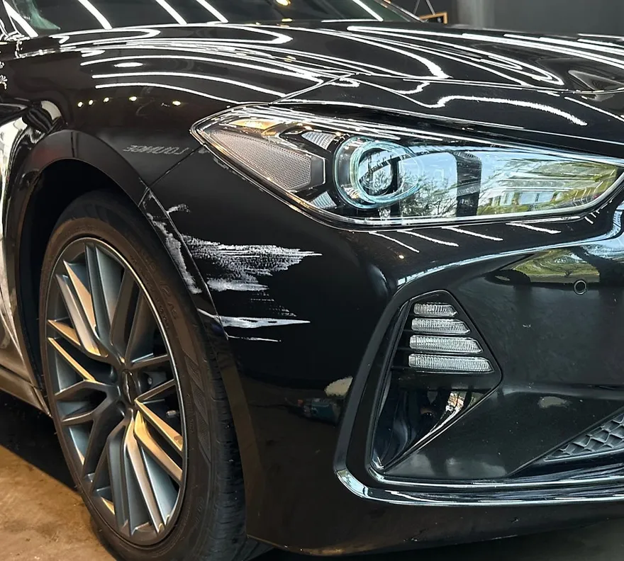 Genesis G70のガラスコーティング事例｜費用目安・仕上がり 施工写真 3-2