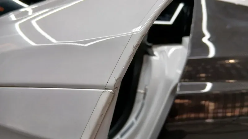 Audi R8のガラスコーティング事例 施工写真 1-2