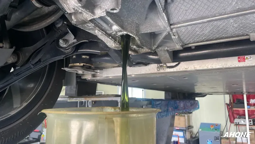 Volkswagen ID.4 PPF施工事例｜費用目安と仕上がり 施工写真 2-1