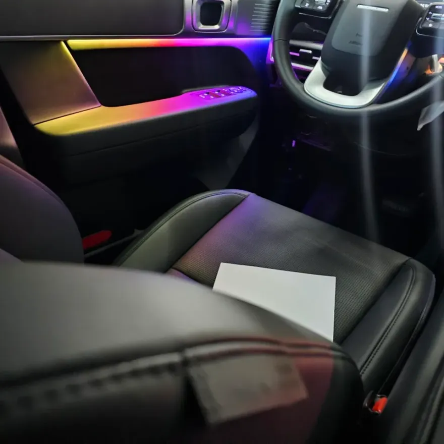 Hyundai Santa Fe MX5 ambient lighting - Hyundai Santa Fe MX5 Ambient Lighting Review — Cost & Results photo 4
