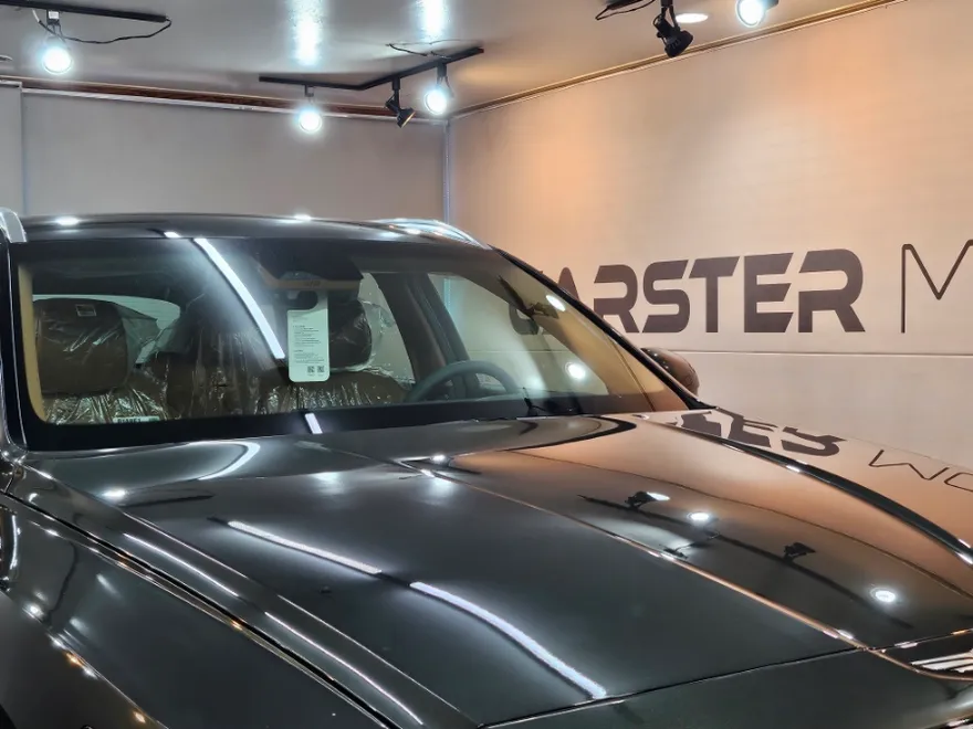 Genesis GV80 カーフィルム施工事例｜費用目安・仕上がり 施工写真 3-2