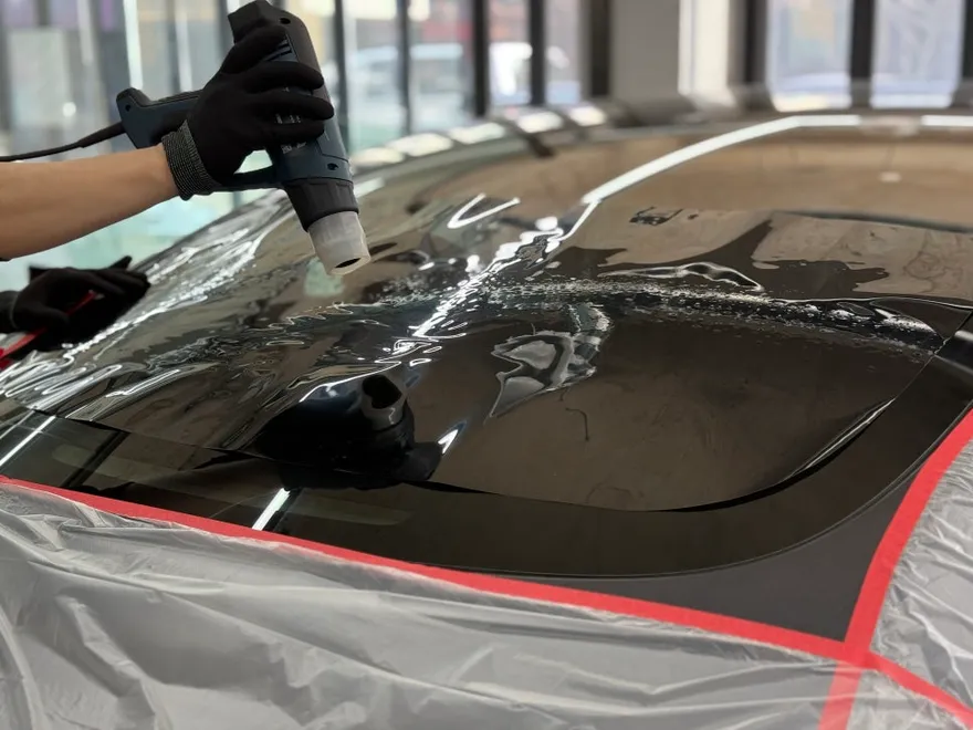 Tesla Model 3のカーフィルム施工事例｜費用目安・仕上がり 施工写真 1-3