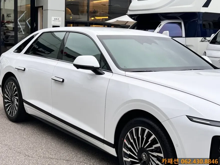 Hyundai Grandeur GN7のカーフィルム施工事例｜費用目安・仕上がり 施工写真 2-1