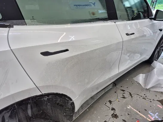 Tesla Model Y PPF施工事例｜費用目安と仕上がり 施工写真 2-2