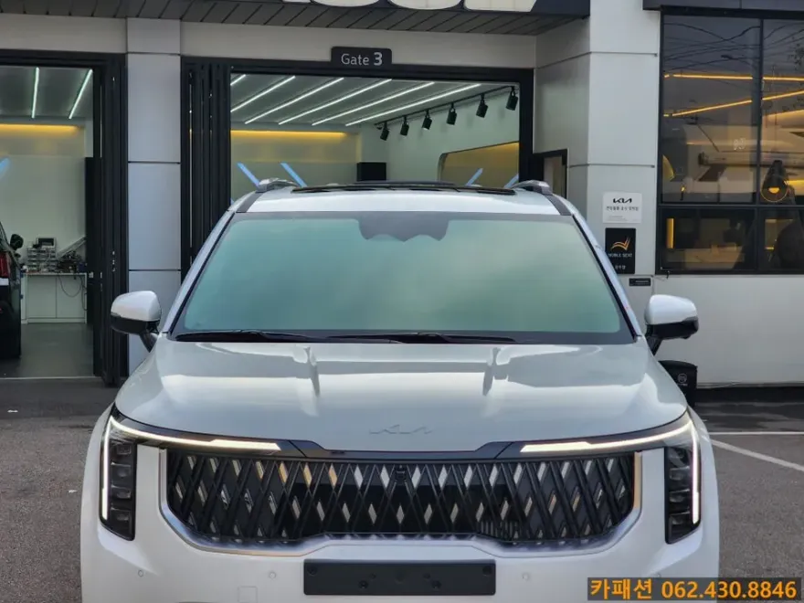 Kia Carnival KA4のカーフィルム施工事例｜費用目安・仕上がり 施工写真 2-2