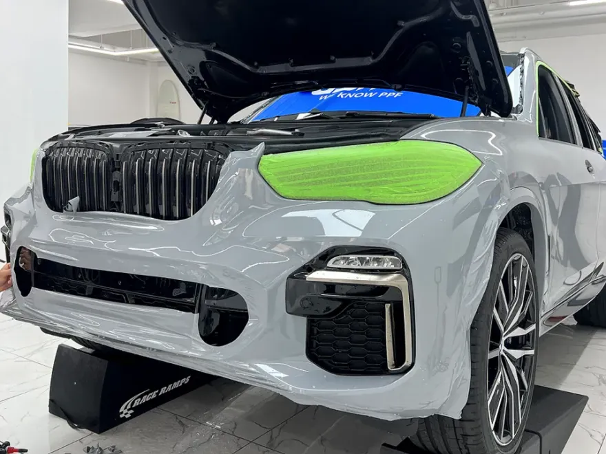 BMW X5のカラーPPF施工事例｜費用目安と仕上がり 施工写真 1-3