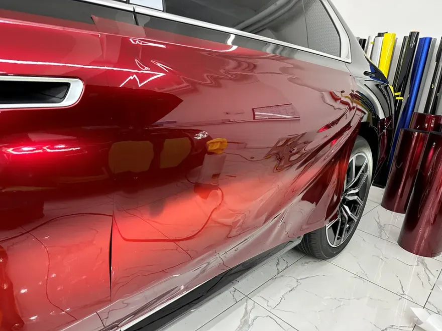 BMW 7 Seriesのカーラッピング事例｜費用目安・仕上がり 施工写真 3-1