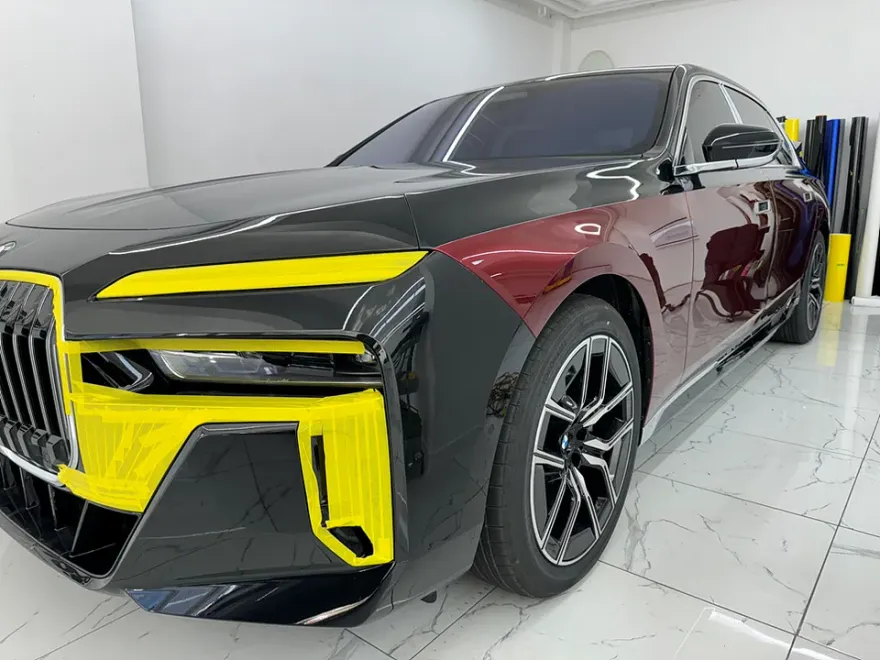 BMW 7 Seriesのカーラッピング事例｜費用目安・仕上がり 施工写真 1-2
