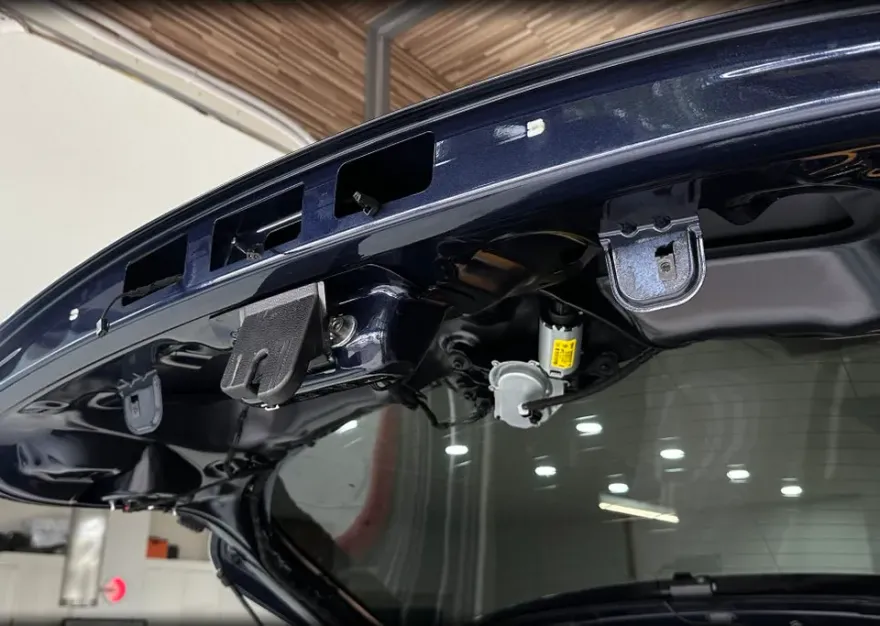 Volkswagen TiguanのAndroid Auto・CarPlay取付事例 施工写真 3-1