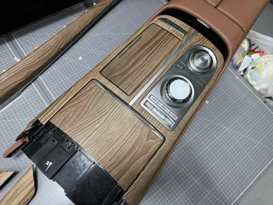 Genesis G80 RG3 interior customization - Genesis G80 RG3 Interior Customization Review photo 4