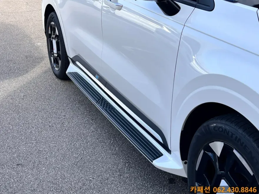 Kia Carnival KA4 body kit - Kia Carnival KA4 Body Kit Installation Review photo 5
