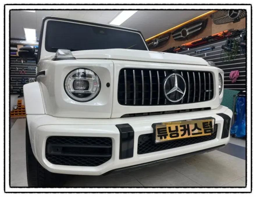 メルセデス・ベンツ G63 AMGのカーラッピング事例|費用目安・仕上がり 施工写真 1-1