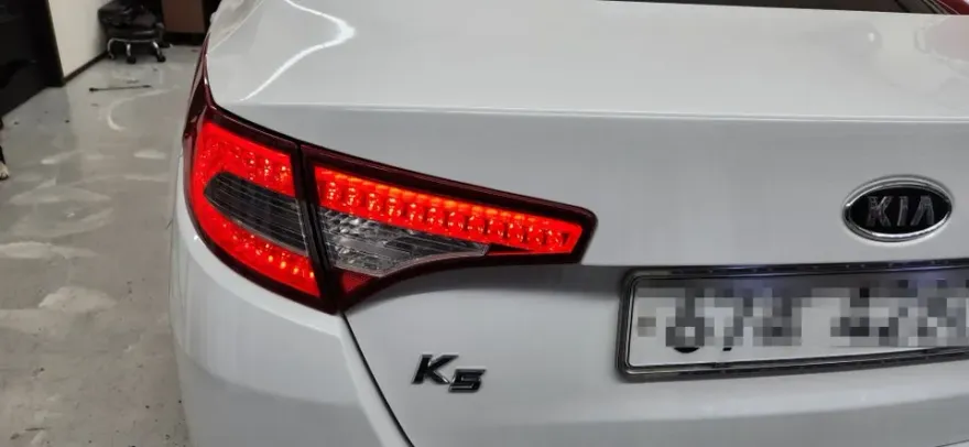 Kia K5 1st Gen body repair - Kia K5 1st Gen Tail Light Repair Review — Cost & Results photo 2