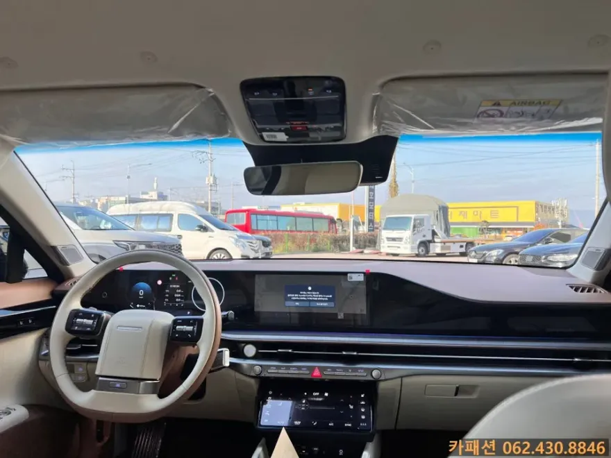 Hyundai Grandeur GN7のカーフィルム施工事例 施工写真 2-2