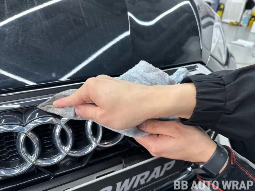 Audi A5のカーラッピング事例｜費用目安・仕上がり 施工写真 2-2