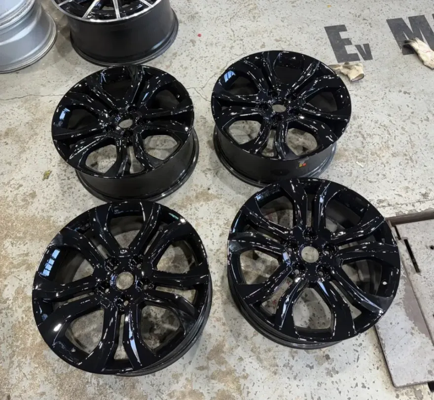 KG Mobility G4 Rextonのホイールリペア・塗装事例 施工写真 3-2
