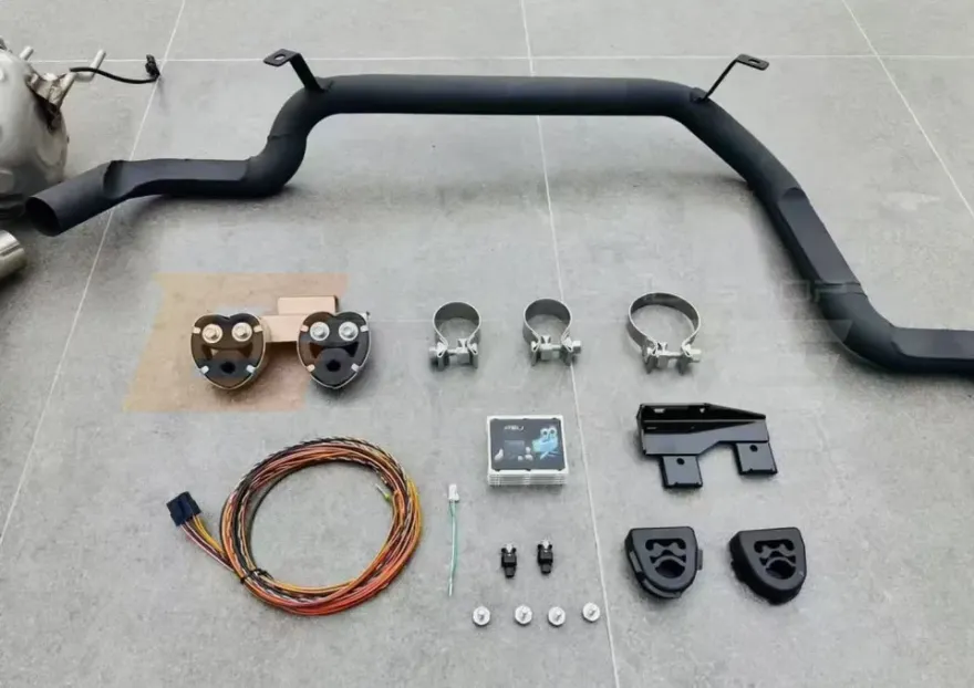 Mercedes-Benz G-Wagon car audio - Mercedes-Benz G-Wagon Audio Upgrade Review — Sound System Cost photo 5