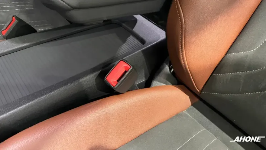 Volkswagen ID.4 interior customization - Volkswagen ID.4 Interior Customization Installation Review — Cost photo 4