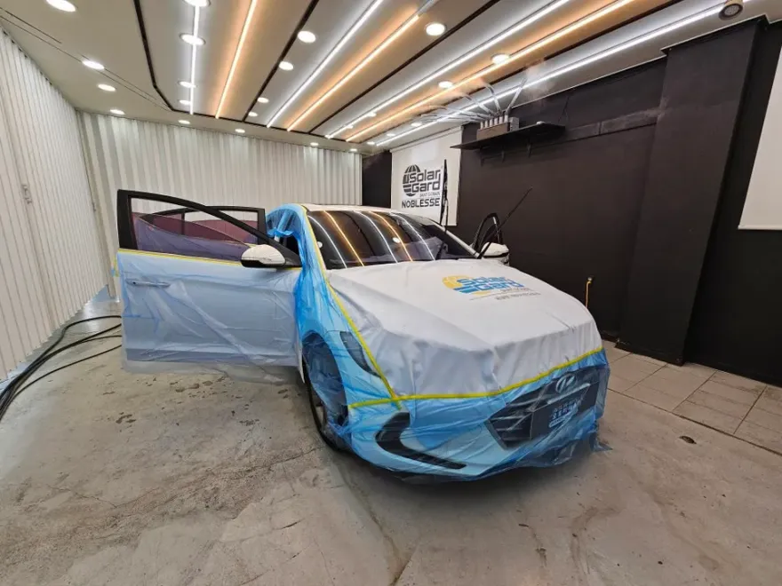 Hyundai Elantra ADのカーフィルム施工事例|費用目安・仕上がり 施工写真 2-3