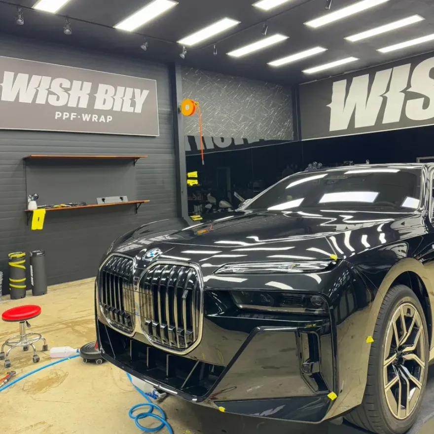 BMW i7 PPF施工事例｜費用目安と仕上がり 施工写真 1-3