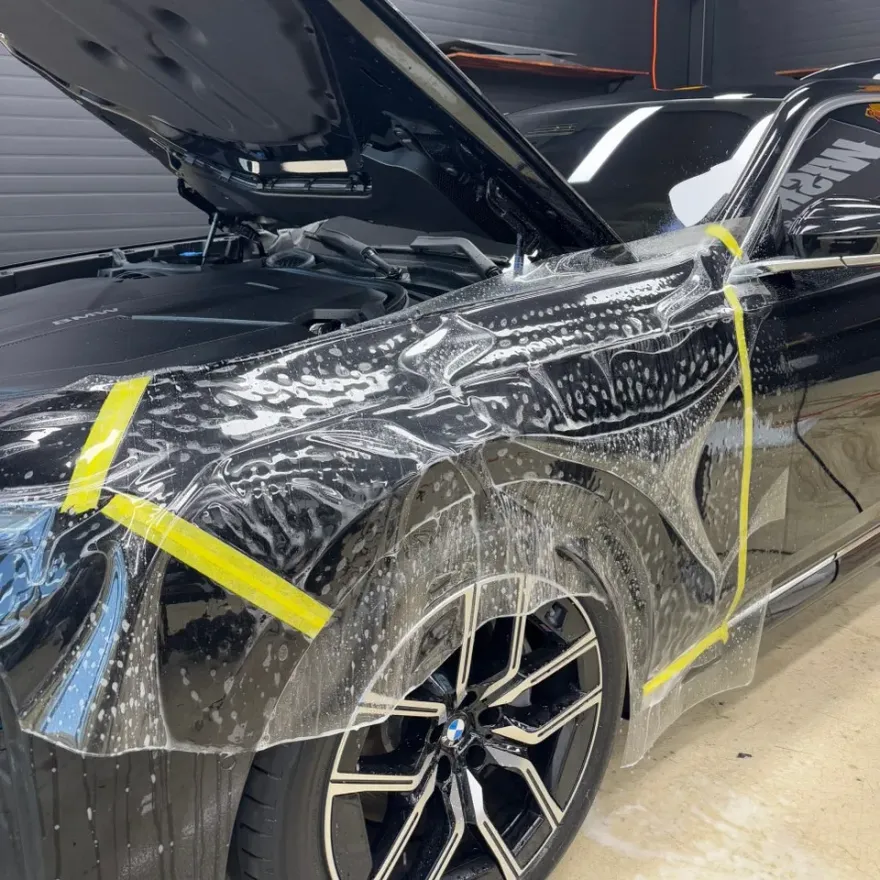 BMW i7 PPF施工事例｜費用目安と仕上がり 施工写真 2-3