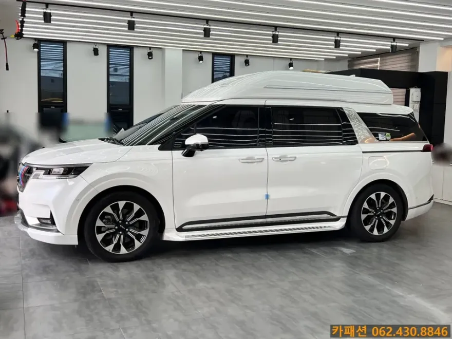 Kia Carnival KA4 interior customization installation result
