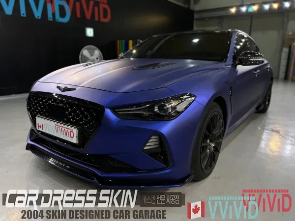 Genesis G70のカーラッピング事例|無光ブルークローム 施工写真 2-2