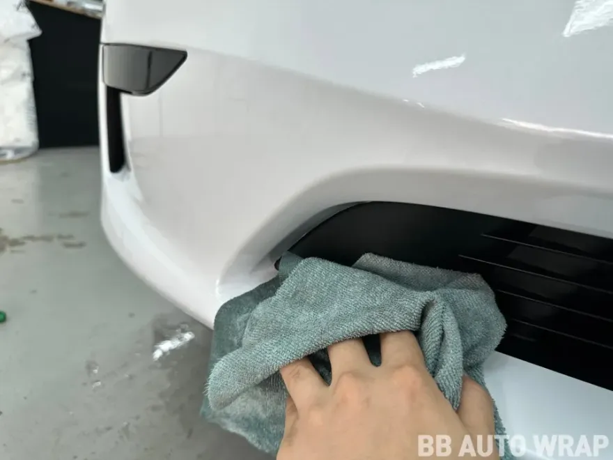 Tesla Model Y vinyl wrap - Tesla Model Y Vinyl Wrap Review: Satin Yellow Cost & Results photo 4