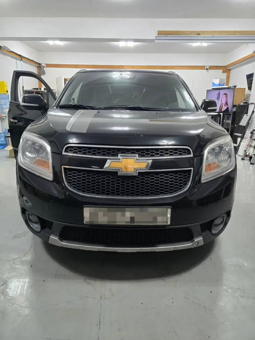 Chevrolet OrlandoのAndroid Auto・CarPlay取付事例 施工写真 1-1